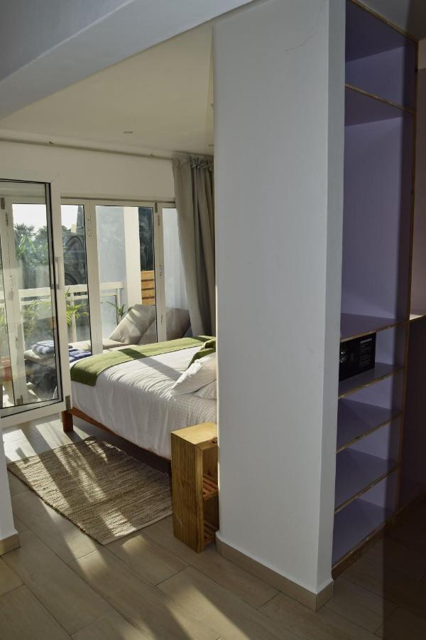 Venlia Apartment Victoria Bagian luar foto