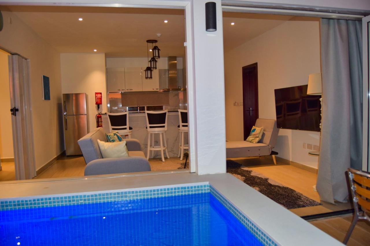 Venlia Apartment Victoria Bagian luar foto
